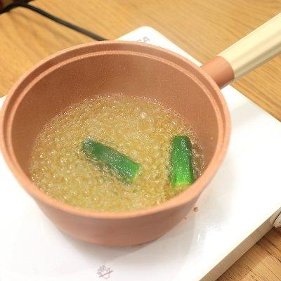 精致美味早餐，精致早餐做法（快手美味早餐之秋葵厚蛋烧\u0026amp;大虾青菜面图片）