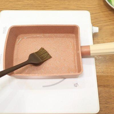 精致美味早餐，精致早餐做法（快手美味早餐之秋葵厚蛋烧\u0026amp;大虾青菜面图片）