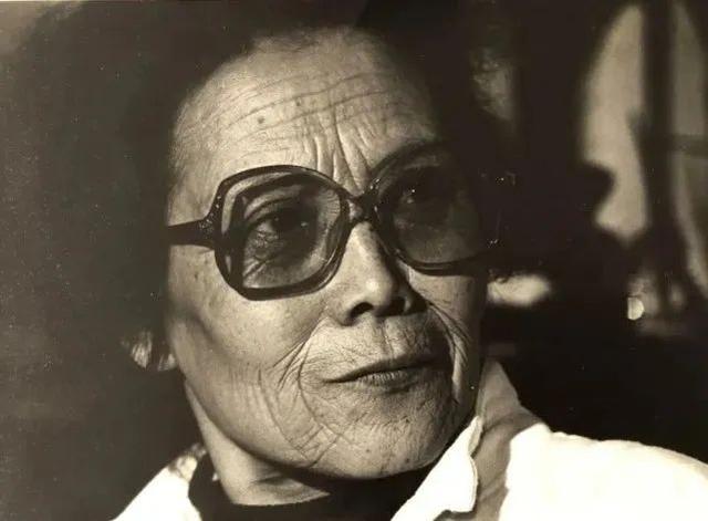 歌声与微笑的歌词，歌声与微笑歌词介绍（93岁著名词作家王健去世）