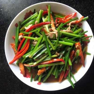 如何做韭菜炒肉丝，韭菜炒肉丝怎么炒（韭菜花炒肉丝这样做）