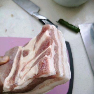 电饼铛烤五花肉的家常做法，电饼锅烤五花肉（快来查收你的烤五花肉秘籍）