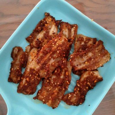 电饼铛烤五花肉的家常做法，电饼锅烤五花肉（快来查收你的烤五花肉秘籍）