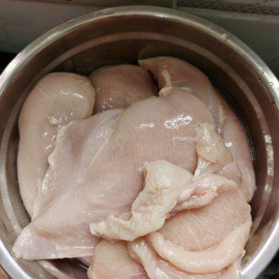 家里炸鸡柳的做法大全，家里炸鸡柳的做法大全图片（人气特色菜炸鸡柳）