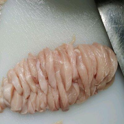 家里炸鸡柳的做法大全，家里炸鸡柳的做法大全图片（人气特色菜炸鸡柳）