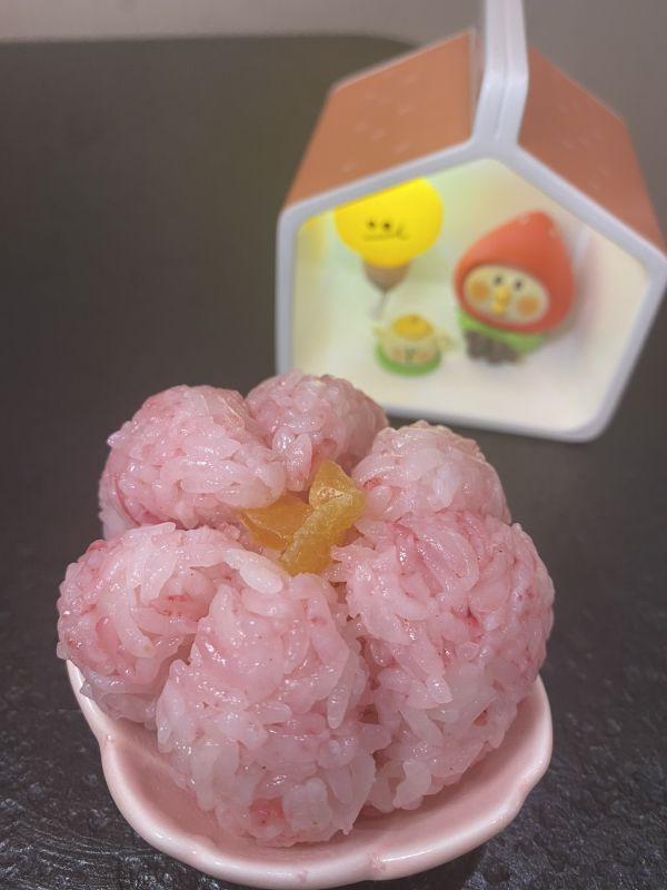 樱饭团的做法，樱花团子的做法（上桌妙光的樱花饭团）