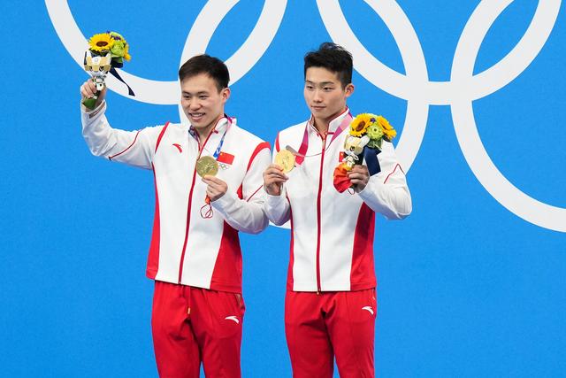 历届奥运会中国金牌数银牌数铜牌数，奥运会统计金牌银牌数（点赞奥运健儿振奋人心的金牌时刻）