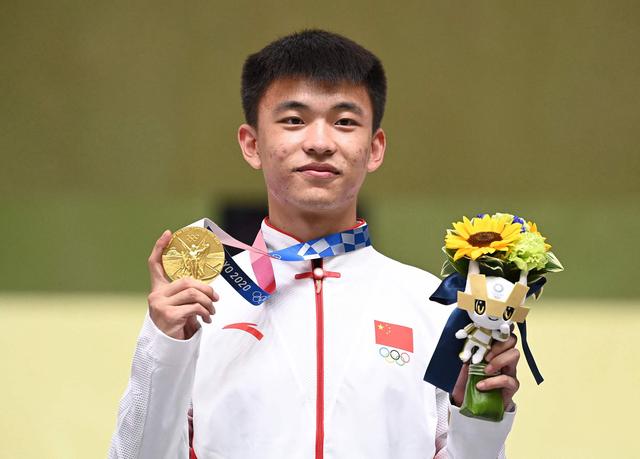 历届奥运会中国金牌数银牌数铜牌数，奥运会统计金牌银牌数（点赞奥运健儿振奋人心的金牌时刻）