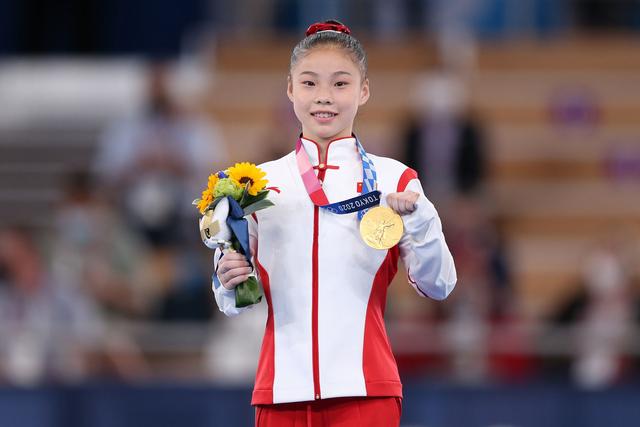 历届奥运会中国金牌数银牌数铜牌数，奥运会统计金牌银牌数（点赞奥运健儿振奋人心的金牌时刻）