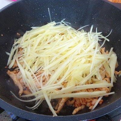 嫩姜炒肉的做法，小炒肉的做法（有一种乡愁叫#我的养生日常-远离秋燥#）