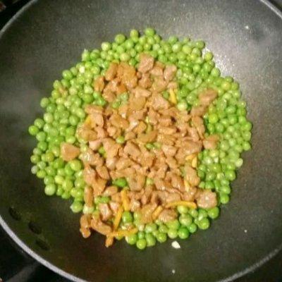 豌豆粒怎么做好吃，豌豆粒的各种吃法大全（#我的养生日常-远离秋燥#牛肉粒炒豌豆）