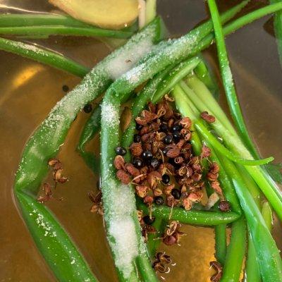 白切鸡的做法简单做法，白切鸡的做法简单做法窍门（白切鸡）