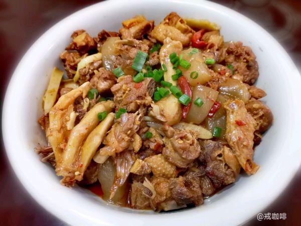 魔芋结煮多久，魔芋结需要煮吗（魔芋烧鸭子开启元气满满的一天）