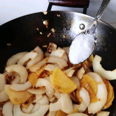 老黄瓜种是什么，黄瓜种 老瓜（老黄瓜种炒土豆片这么做最好吃）