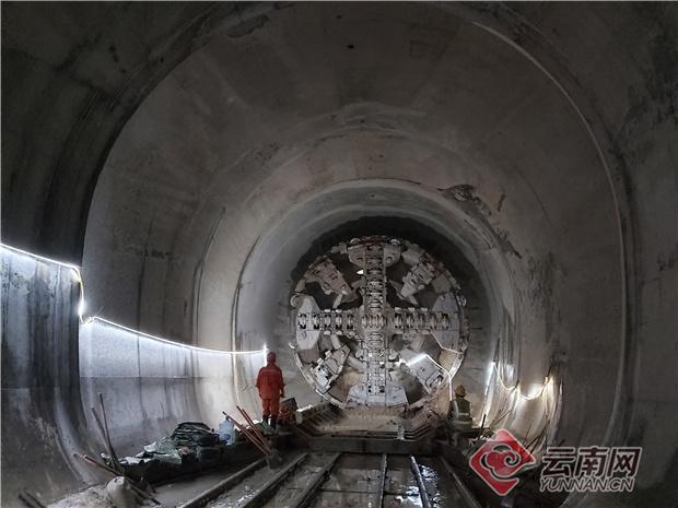 昆明5号线地铁线路图，昆明地铁5号线站点（昆明地铁5号线实现全线“洞通”）