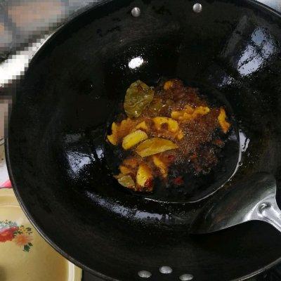 鸡肉焯水一般几分钟，炖鸡块用不用焯水（一碗家常菜大盘鸡全搞定）