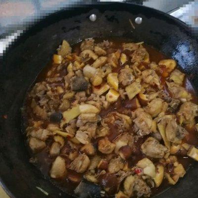 鸡肉焯水一般几分钟，炖鸡块用不用焯水（一碗家常菜大盘鸡全搞定）