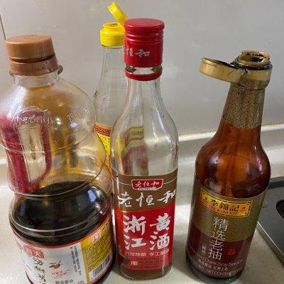 腿肉做红烧肉做法大全，腿肉做红烧肉做法大全视频（秘制红烧肉炖蛋）