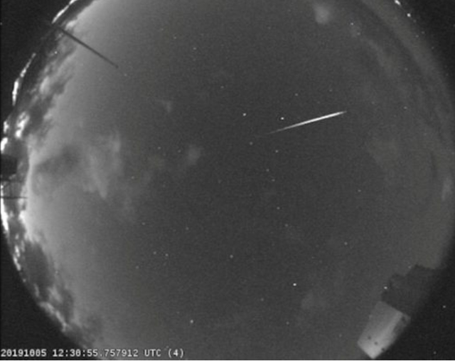 流星为什么有尾巴，流星有没有尾巴（关于流星雨，你想知道的七件事）