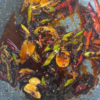 干锅大虾的做法，干锅虾的做法是什么（10万人都收藏的超美味干锅虾）