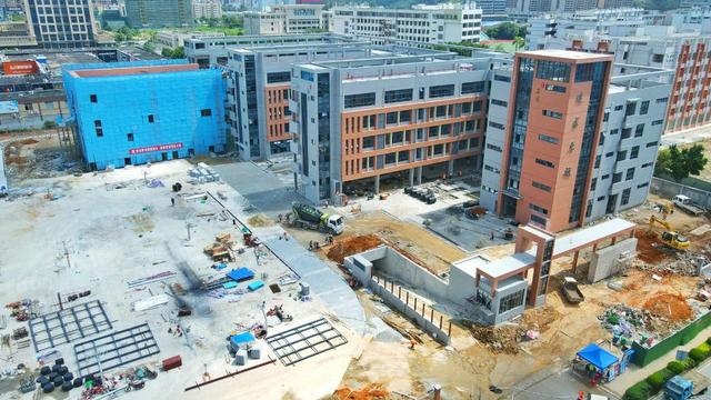 肇庆一中实验学校城东校区教学，肇庆端州6所高颜值新学校和幼儿园9月投入使用