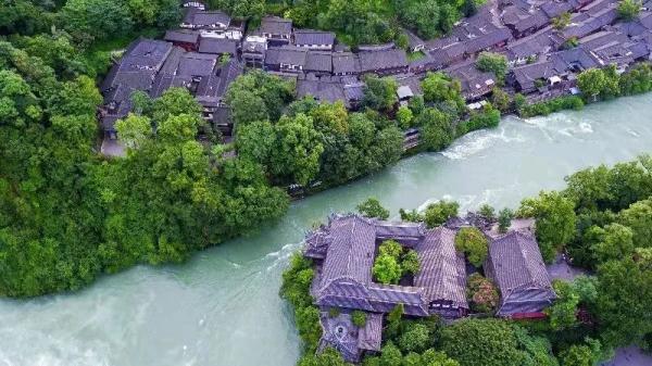 都江堰景区门票，都江堰景区门票60岁以上（这些人免费游青城山都江堰）