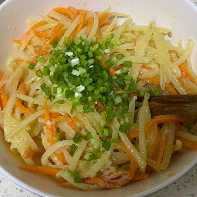 土豆丝的做法大全，土豆丝的做法大全图片（正宗焦香土豆丝饼做法）