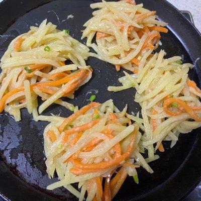 土豆丝的做法大全，土豆丝的做法大全图片（正宗焦香土豆丝饼做法）