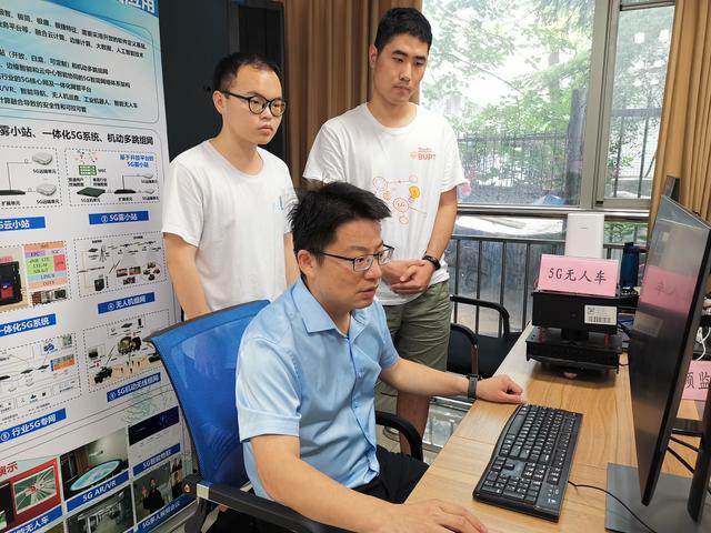 未选之路，《未选之路》的中英文翻译（“北京最美科技工作者”彭木根）