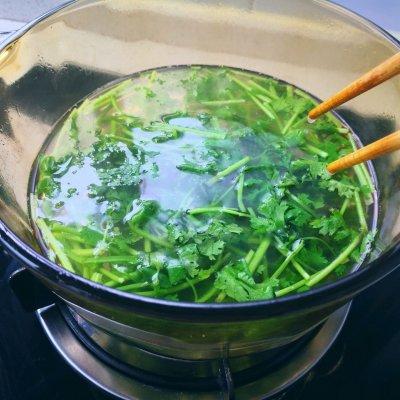 豆腐丝怎么凉拌，五香豆腐丝怎么凉拌（#我的养生日常-远离秋燥#凉拌香菜豆腐丝）