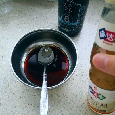 豆腐丝怎么凉拌，五香豆腐丝怎么凉拌（#我的养生日常-远离秋燥#凉拌香菜豆腐丝）