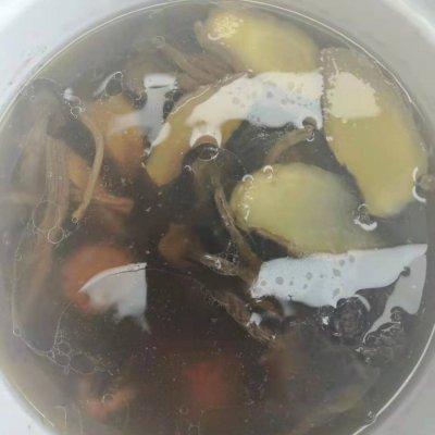 海参汤的家常做法，丝瓜海参汤的家常做法（一次吃三大碗都不过瘾的海参滋补汤）