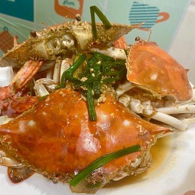 梭子蟹的家常做法，葱油梭子蟹的家常做法（新手也能做红焖梭子蟹<葱姜>）