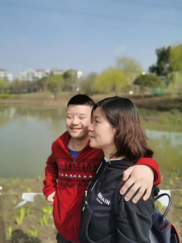 唐宝宝是什么意思，唐氏儿五大特征图（唐氏患儿获特奥体操金牌：妈妈）