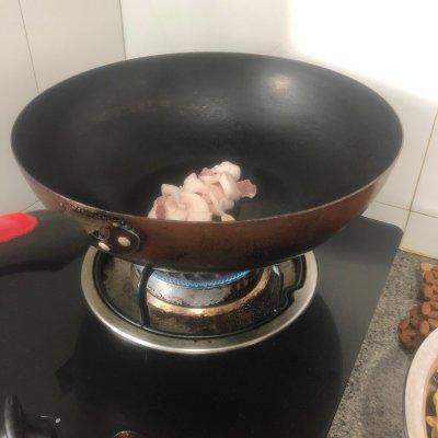 豆角烧肉怎么做，豆角烧肉怎么做好吃（据说这个时候吃豆角炖肉）