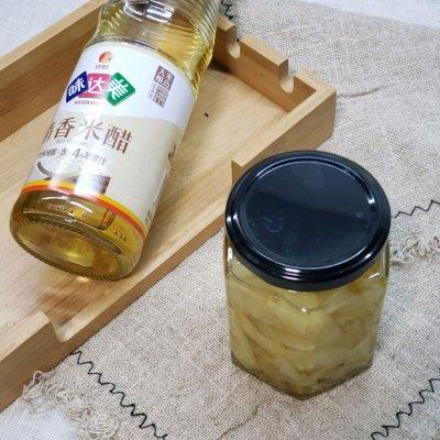 红糖醋生姜的正确做法，红糖白醋腌制生姜制作方法（#我的养生日常-远离秋燥#酸甜爽脆醋泡嫩姜）