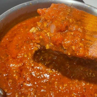 肉酱意大利面的做法，意大利面条怎么做（吃一次就念念不忘的意大利肉酱面）