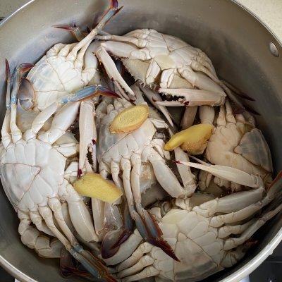 怎样做咖喱味的胡萝卜土豆炒年糕，胡萝卜土豆咖喱饭怎么做（一学就上手的快手咖喱年糕蟹）