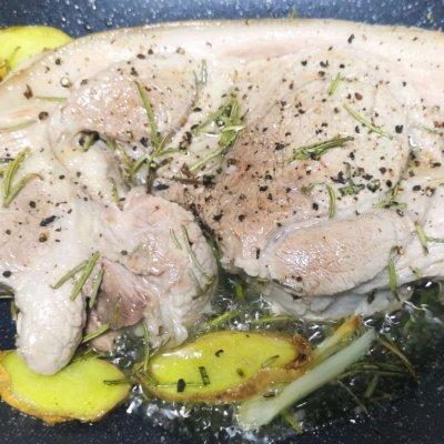 红烧五花肉的做法，红烧五花肉做法（在家也能做出红烧卤味烧肉）