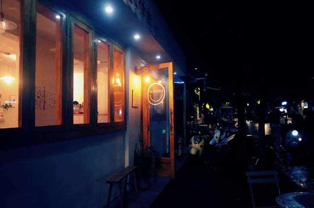 什么是餐酒，什么是餐酒馆（“餐+酒”做成连锁生意）