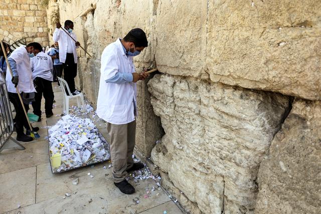 耶路撒冷古城及城墙，耶路撒冷古城及城墙现实意义（耶路撒冷：清理哭墙）