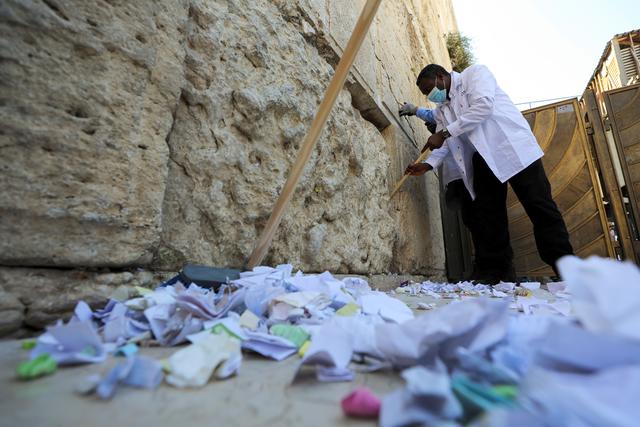 耶路撒冷古城及城墙，耶路撒冷古城及城墙现实意义（耶路撒冷：清理哭墙）
