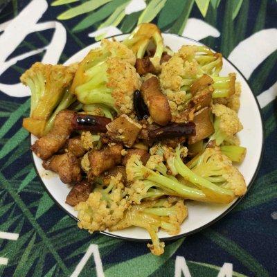 干锅花菜的做法家常，干锅菜的做法以及配料（简单易做干锅花菜）