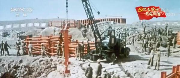 两弹一星精神指的是什么，两弹一星精神的内涵包括什么（“两弹一星”精神撑起民族脊梁）