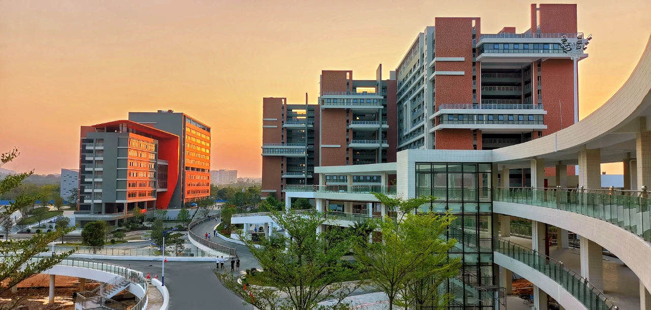 广州白云区登塘村在哪里(毗邻登塘村广东白云学院北校区全面落成)