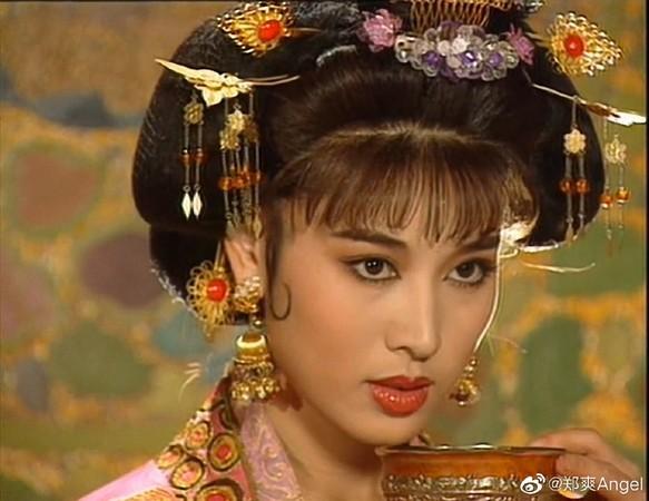 郑爽几岁今年多大年龄，郑爽几岁了（她被误伤超委屈）