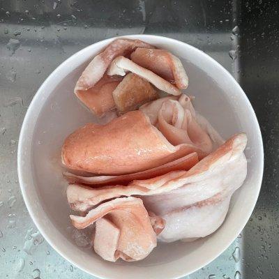 如何自制皮冻，自制皮冻放在冰箱里能放几天（自制皮冻）