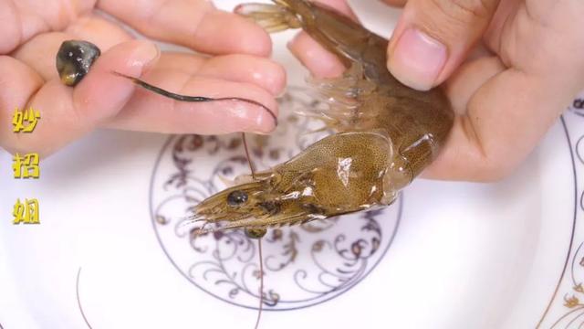 虾不能和什么水果一起吃，虾能和葡萄一起吃吗（吃虾前必看的7个真相）