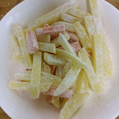 怎样炸地瓜条好吃，怎样炸地瓜条好吃又简单（学会这道美味的脆脆的炸薯条）