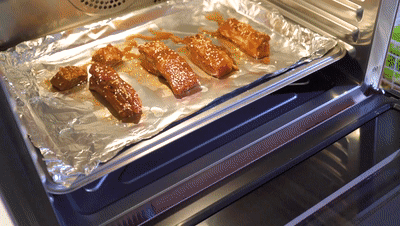 烤箱烤排骨的简单做法，烤箱烤排骨的简单做法不用锡纸（巨好吃的懒人版烤排骨）