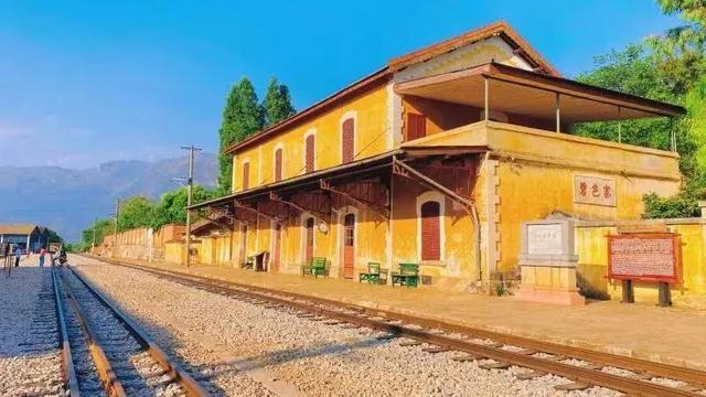 红河旅游景点大全，红河州有哪些旅游景点（中秋红河三日游）